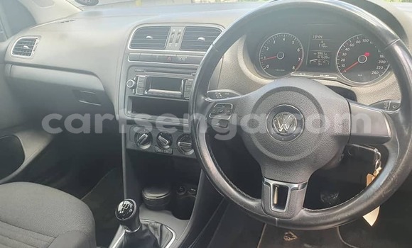 Nunua Ilio tumika Volkswagen Polo Blue Gari ndani ya Bhunya nchini Manzini Nunua Ilio tumika Volkswagen Polo Blue Gari ndani ya Bhunya nchini Manzini