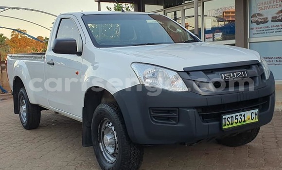 Nunua Ilio tumika Isuzu KB White Gari ndani ya Bhunya nchini Manzini Nunua Ilio tumika Isuzu KB White Gari ndani ya Bhunya nchini Manzini