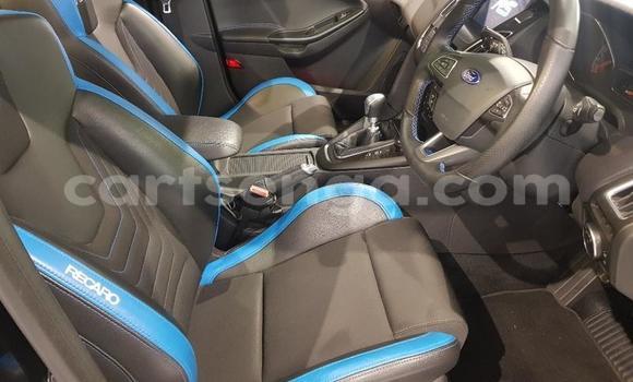 Acheter Occasion Voiture Ford Focus RS Noir à Manzini, Manzini Acheter Occasion Voiture Ford Focus RS Noir à Manzini, Manzini