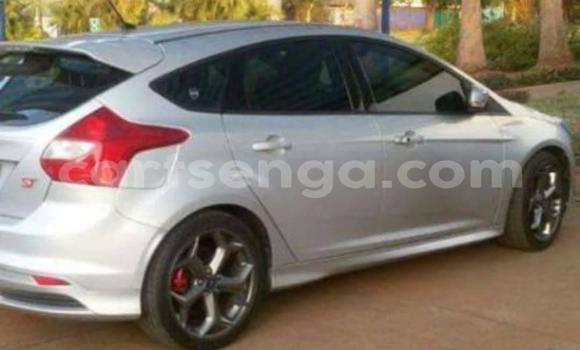 Nunua Ilio tumika Ford Focus Silver Gari ndani ya Bhunya nchini Manzini Nunua Ilio tumika Ford Focus Silver Gari ndani ya Bhunya nchini Manzini