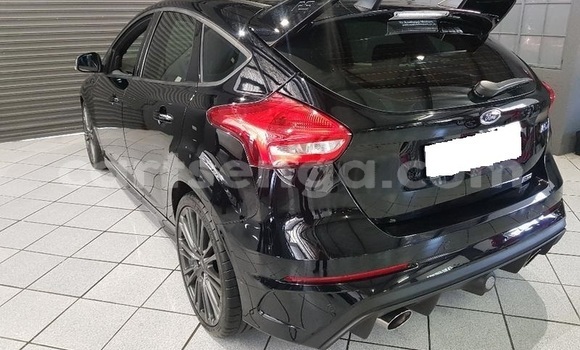 Acheter Occasion Voiture Ford Focus RS Noir à Manzini, Manzini Acheter Occasion Voiture Ford Focus RS Noir à Manzini, Manzini