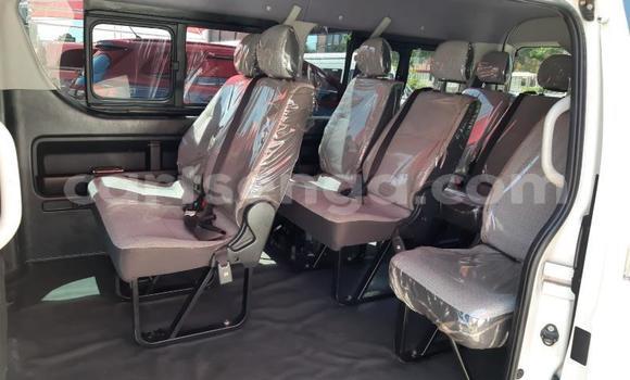 Nunua Ilio tumika Toyota Hiace White Gari ndani ya Big Bend nchini Lubombo Nunua Ilio tumika Toyota Hiace White Gari ndani ya Big Bend nchini Lubombo