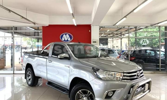 Buy Used Toyota Hilux Silver Car in Manzini in Manzini