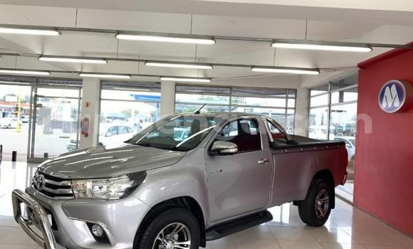 Buy Used Toyota Hilux Silver Car in Manzini in Manzini Buy Used Toyota Hilux Silver Car in Manzini in Manzini