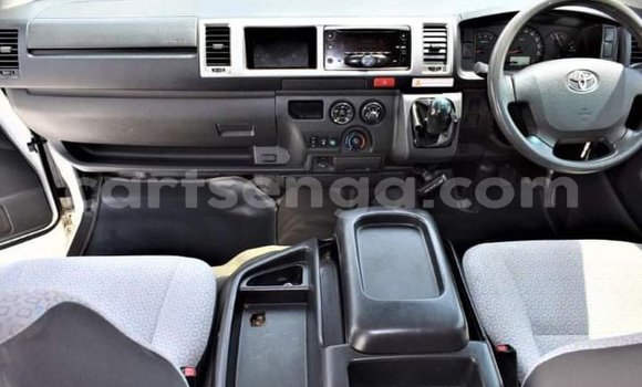 Buy Used Toyota Touring HiAce White Car in Manzini in Manzini Buy Used Toyota Touring HiAce White Car in Manzini in Manzini
