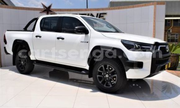 Buy Used Toyota Hilux White Car in Big Bend in Lubombo Buy Used Toyota Hilux White Car in Big Bend in Lubombo