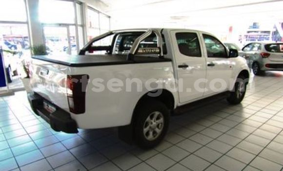Acheter Occasion Voiture Isuzu D–MAX Blanc à Big Bend, Lubombo District Acheter Occasion Voiture Isuzu D–MAX Blanc à Big Bend, Lubombo District