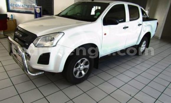 Acheter Occasion Voiture Isuzu D–MAX Blanc à Big Bend, Lubombo District Acheter Occasion Voiture Isuzu D–MAX Blanc à Big Bend, Lubombo District