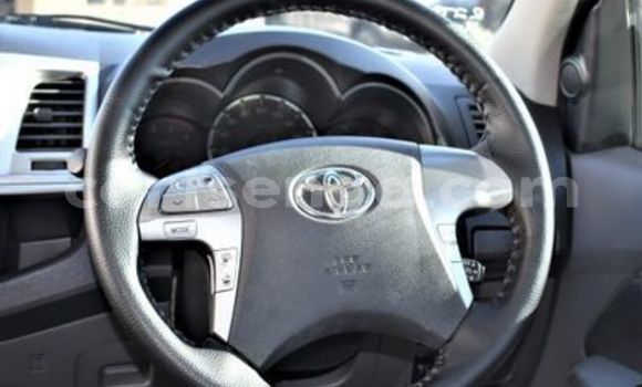 Nunua Ilio tumika Toyota Hilux White Gari ndani ya Big Bend nchini Wilaya ya Lubombo Nunua Ilio tumika Toyota Hilux White Gari ndani ya Big Bend nchini Wilaya ya Lubombo