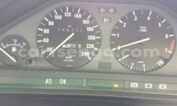 Acheter Occasion Voiture BMW 3–Series Rouge à Ezulwini, Hhohho Acheter Occasion Voiture BMW 3–Series Rouge à Ezulwini, Hhohho