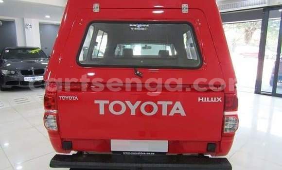 Buy Used Toyota Hilux Red Car in Ezulwini in Hhohho Buy Used Toyota Hilux Red Car in Ezulwini in Hhohho