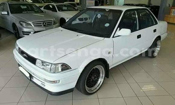 Buy Used Toyota Corolla White Car in Ezulwini in Hhohho Buy Used Toyota Corolla White Car in Ezulwini in Hhohho