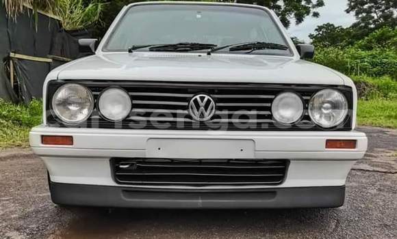 Buy Used Volkswagen Golf White Car in Ezulwini in Hhohho Buy Used Volkswagen Golf White Car in Ezulwini in Hhohho
