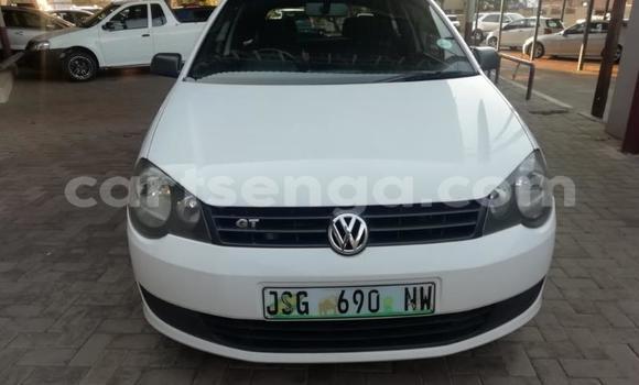 Buy Used Volkswagen Polo White Car in Ezulwini in Hhohho Buy Used Volkswagen Polo White Car in Ezulwini in Hhohho
