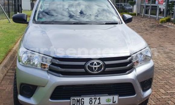 Buy Used Toyota Hilux Silver Car in Ezulwini in Hhohho Buy Used Toyota Hilux Silver Car in Ezulwini in Hhohho