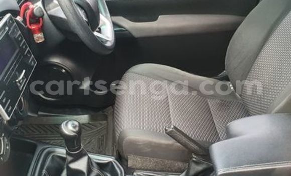 Buy Used Toyota Hilux Silver Car in Ezulwini in Hhohho Buy Used Toyota Hilux Silver Car in Ezulwini in Hhohho