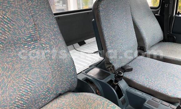 Nunua Ilio tumika Nissan UD White Lori ndani ya Ezulwini nchini Hhohho Nunua Ilio tumika Nissan UD White Lori ndani ya Ezulwini nchini Hhohho