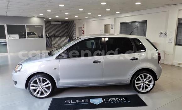 Nunua Ilio tumika Volkswagen Polo Silver Gari ndani ya Ezulwini nchini Hhohho Nunua Ilio tumika Volkswagen Polo Silver Gari ndani ya Ezulwini nchini Hhohho