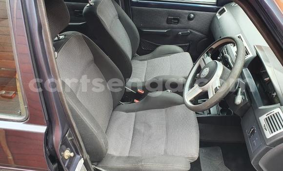 Nunua Ilio tumika Volkswagen Golf Beige Gari ndani ya Big Bend nchini Lubombo Nunua Ilio tumika Volkswagen Golf Beige Gari ndani ya Big Bend nchini Lubombo