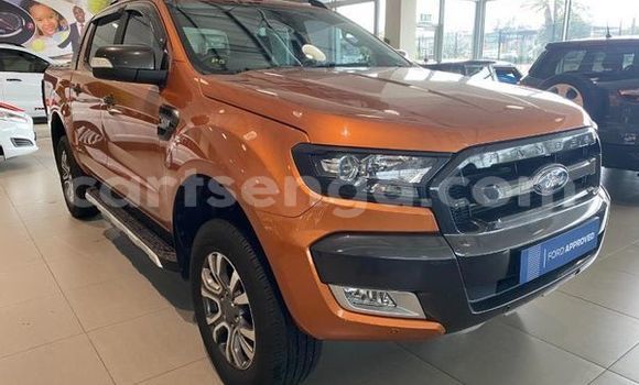 Nunua Ilio tumika Ford Ranger Beige Gari ndani ya Big Bend nchini Lubombo Nunua Ilio tumika Ford Ranger Beige Gari ndani ya Big Bend nchini Lubombo