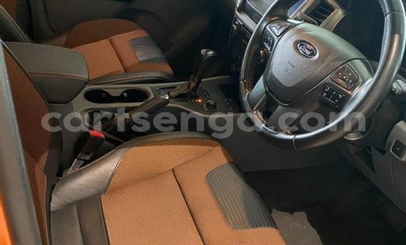 Nunua Ilio tumika Ford Ranger Beige Gari ndani ya Big Bend nchini Lubombo Nunua Ilio tumika Ford Ranger Beige Gari ndani ya Big Bend nchini Lubombo