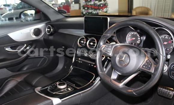 Nunua Ilio tumika Mercedes‒Benz C–Class Red Gari ndani ya Big Bend nchini Lubombo Nunua Ilio tumika Mercedes‒Benz C–Class Red Gari ndani ya Big Bend nchini Lubombo