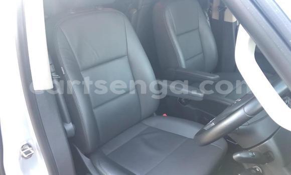 Nunua Ilio tumika Volkswagen Caravelle Silver Gari ndani ya Bulembu nchini Hhohho Nunua Ilio tumika Volkswagen Caravelle Silver Gari ndani ya Bulembu nchini Hhohho