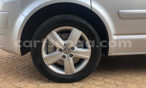 Nunua Ilio tumika Volkswagen Caravelle Silver Gari ndani ya Bulembu nchini Hhohho Nunua Ilio tumika Volkswagen Caravelle Silver Gari ndani ya Bulembu nchini Hhohho