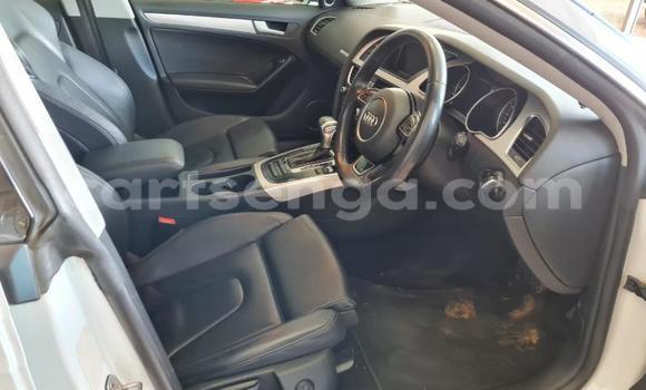 Nunua Ilio tumika Audi A5 White Gari ndani ya Bulembu nchini Hhohho Nunua Ilio tumika Audi A5 White Gari ndani ya Bulembu nchini Hhohho