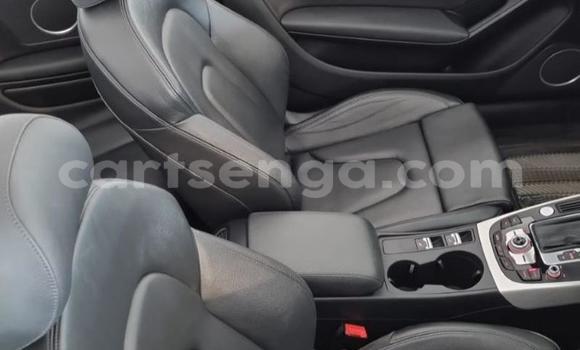 Nunua Ilio tumika Audi A5 Red Gari ndani ya Bulembu nchini Hhohho Nunua Ilio tumika Audi A5 Red Gari ndani ya Bulembu nchini Hhohho