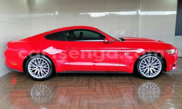 Nunua Ilio tumika Ford Mustang Red Gari ndani ya Big Bend nchini Lubombo Nunua Ilio tumika Ford Mustang Red Gari ndani ya Big Bend nchini Lubombo