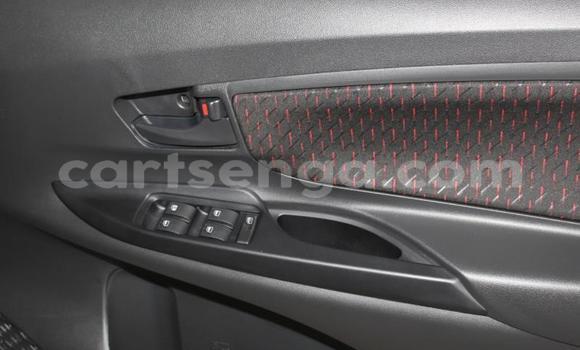 Nunua Ilio tumika Toyota Avanza White Gari ndani ya Hlatikulu nchini Wilaya ya Shiselweni Nunua Ilio tumika Toyota Avanza White Gari ndani ya Hlatikulu nchini Wilaya ya Shiselweni