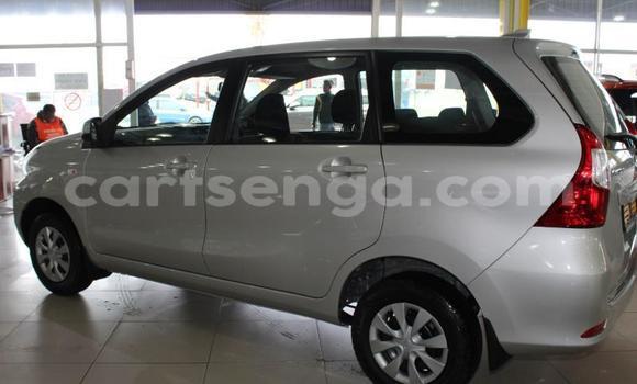 Nunua Ilio tumika Toyota Avanza White Gari ndani ya Hlatikulu nchini Wilaya ya Shiselweni Nunua Ilio tumika Toyota Avanza White Gari ndani ya Hlatikulu nchini Wilaya ya Shiselweni