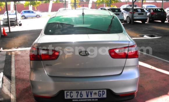Nunua Ilio tumika Kia Rio Silver Gari ndani ya Hlatikulu nchini Wilaya ya Shiselweni Nunua Ilio tumika Kia Rio Silver Gari ndani ya Hlatikulu nchini Wilaya ya Shiselweni