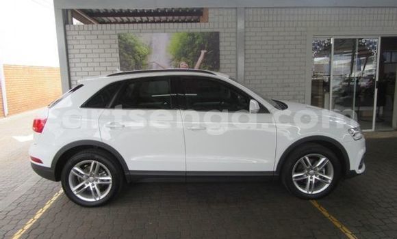 Nunua Ilio tumika Audi Q3 White Gari ndani ya Big Bend nchini Wilaya ya Lubombo Nunua Ilio tumika Audi Q3 White Gari ndani ya Big Bend nchini Wilaya ya Lubombo