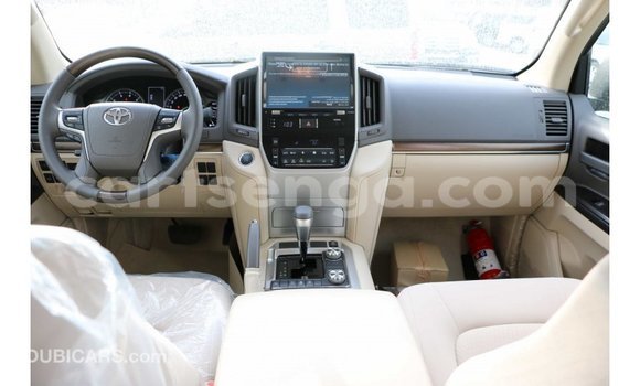 Buy Import Toyota Land Cruiser Black Car in Import - Dubai in Hhohho Buy Import Toyota Land Cruiser Black Car in Import - Dubai in Hhohho