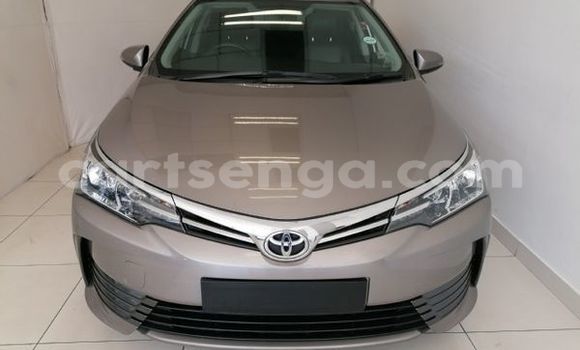 Nunua Ilio tumika Toyota Corolla Beige Gari ndani ya Big Bend nchini Lubombo