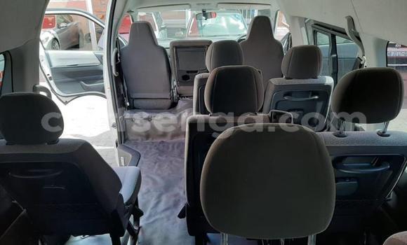 Nunua Ilio tumika Toyota Hiace White Gari ndani ya Big Bend nchini Lubombo Nunua Ilio tumika Toyota Hiace White Gari ndani ya Big Bend nchini Lubombo