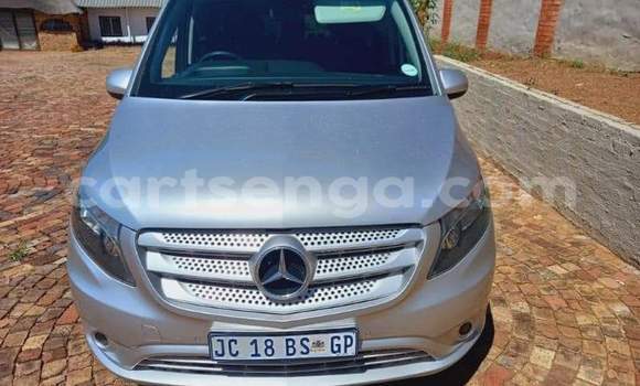 Buy Used Mercedes‒Benz Vito Silver Car in Ezulwini in Hhohho