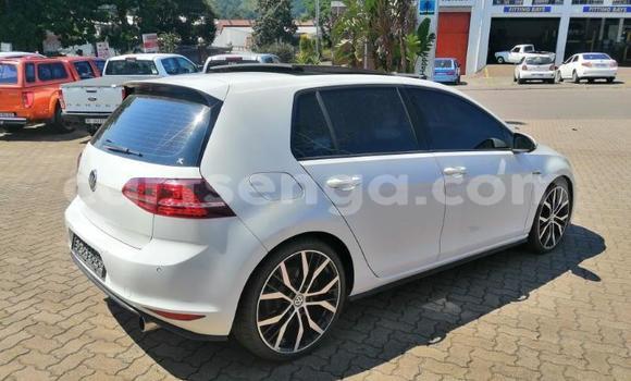 Nunua Ilio tumika Volkswagen Golf GTI White Gari ndani ya Hlatikulu nchini Wilaya ya Shiselweni