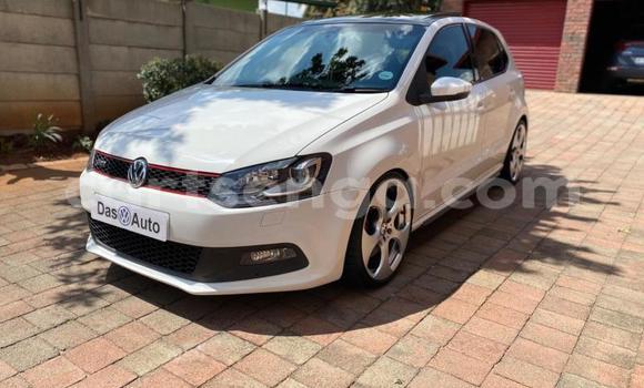Nunua Ilio tumika Volkswagen Polo GTI White Gari ndani ya Ezulwini nchini Hhohho