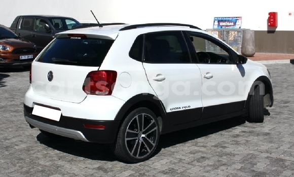Acheter Occasion Voiture Volkswagen Polo Blanc à Big Bend, Lubombo Acheter Occasion Voiture Volkswagen Polo Blanc à Big Bend, Lubombo