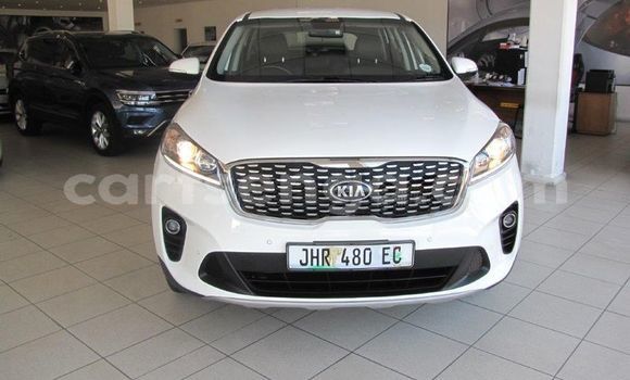 Buy Used Kia Sorento White Car in Big Bend in Lubombo