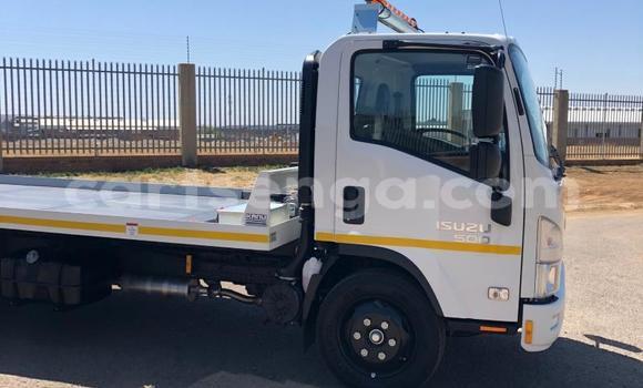 Nunua Ilio tumika Isuzu FTR 850 White Lori ndani ya Hluti nchini Wilaya ya Shiselweni Nunua Ilio tumika Isuzu FTR 850 White Lori ndani ya Hluti nchini Wilaya ya Shiselweni
