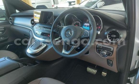 Nunua Ilio tumika Mercedes Viano White Gari ndani ya Ezulwini nchini Hhohho Nunua Ilio tumika Mercedes Viano White Gari ndani ya Ezulwini nchini Hhohho