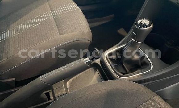 Nunua Ilio tumika Volkswagen Polo Red Gari ndani ya Big Bend nchini Lubombo Nunua Ilio tumika Volkswagen Polo Red Gari ndani ya Big Bend nchini Lubombo