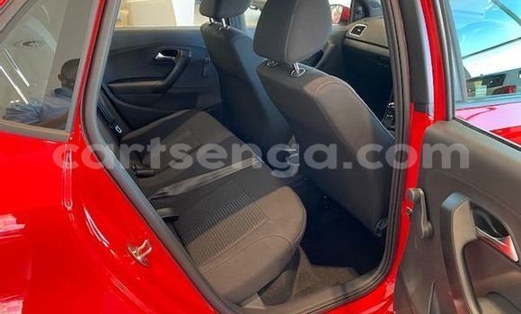 Nunua Ilio tumika Volkswagen Polo Red Gari ndani ya Big Bend nchini Lubombo Nunua Ilio tumika Volkswagen Polo Red Gari ndani ya Big Bend nchini Lubombo