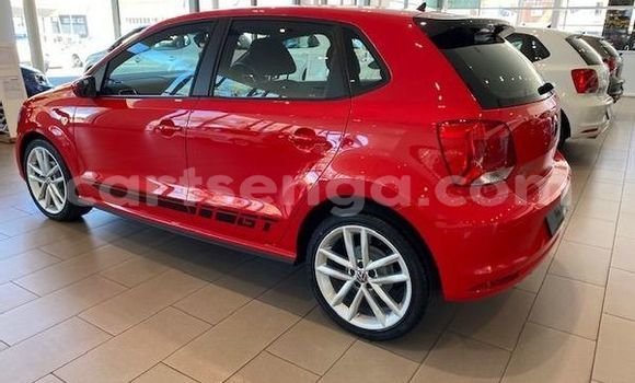 Nunua Ilio tumika Volkswagen Polo Red Gari ndani ya Big Bend nchini Lubombo Nunua Ilio tumika Volkswagen Polo Red Gari ndani ya Big Bend nchini Lubombo