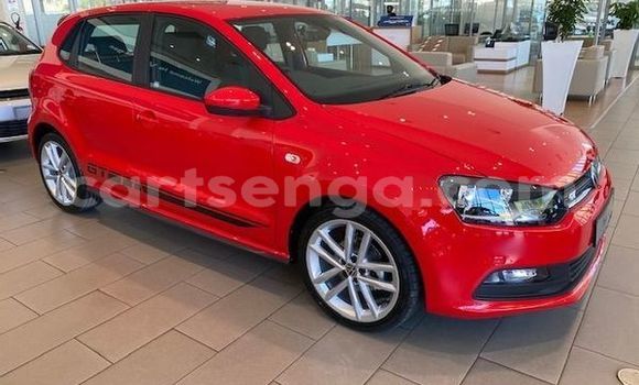 Nunua Ilio tumika Volkswagen Polo Red Gari ndani ya Big Bend nchini Lubombo Nunua Ilio tumika Volkswagen Polo Red Gari ndani ya Big Bend nchini Lubombo
