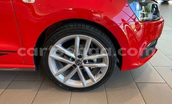 Nunua Ilio tumika Volkswagen Polo Red Gari ndani ya Big Bend nchini Lubombo Nunua Ilio tumika Volkswagen Polo Red Gari ndani ya Big Bend nchini Lubombo
